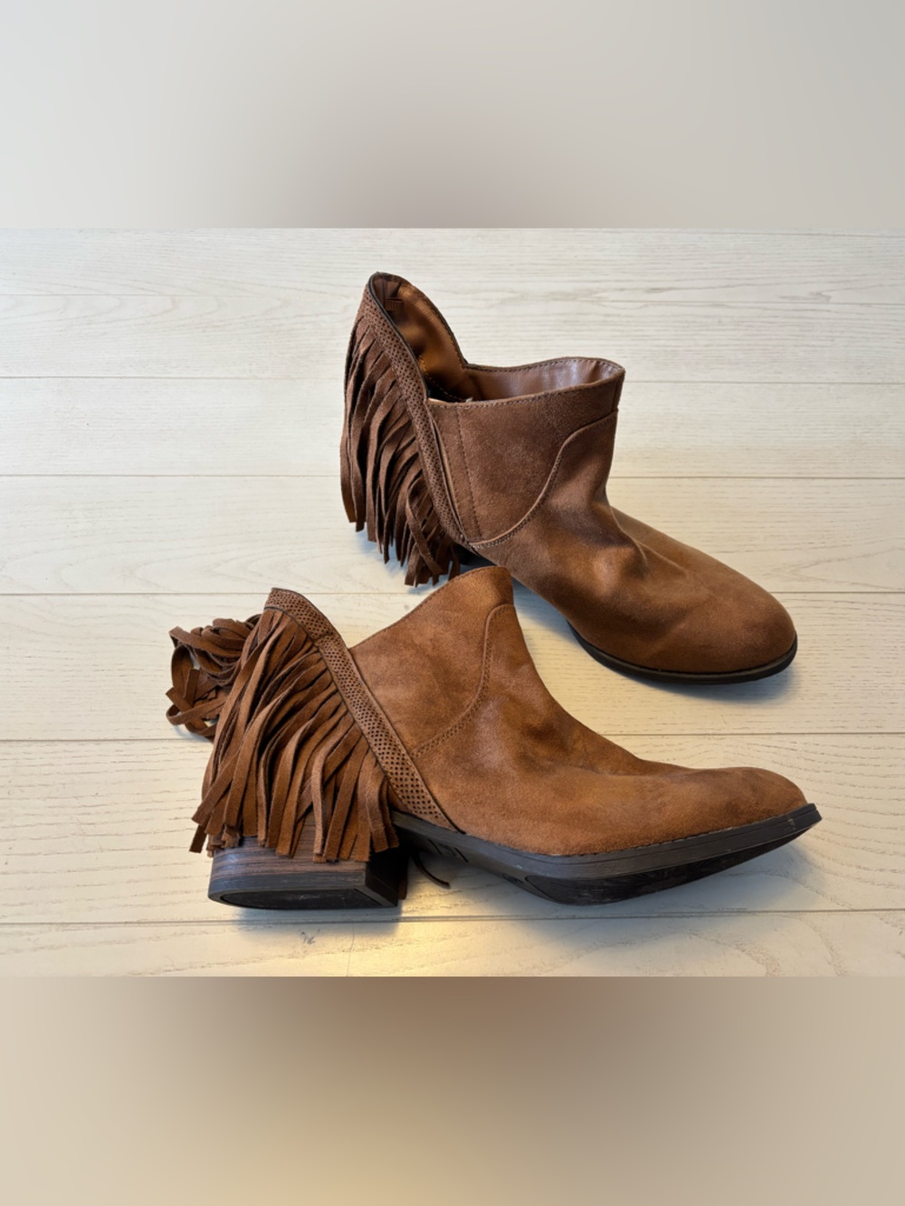 NWOB Faded Glory fringe bootie size 11